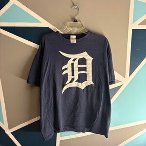 Tigers Delta-pro-weight Men's Navy and Blue T-shirt
